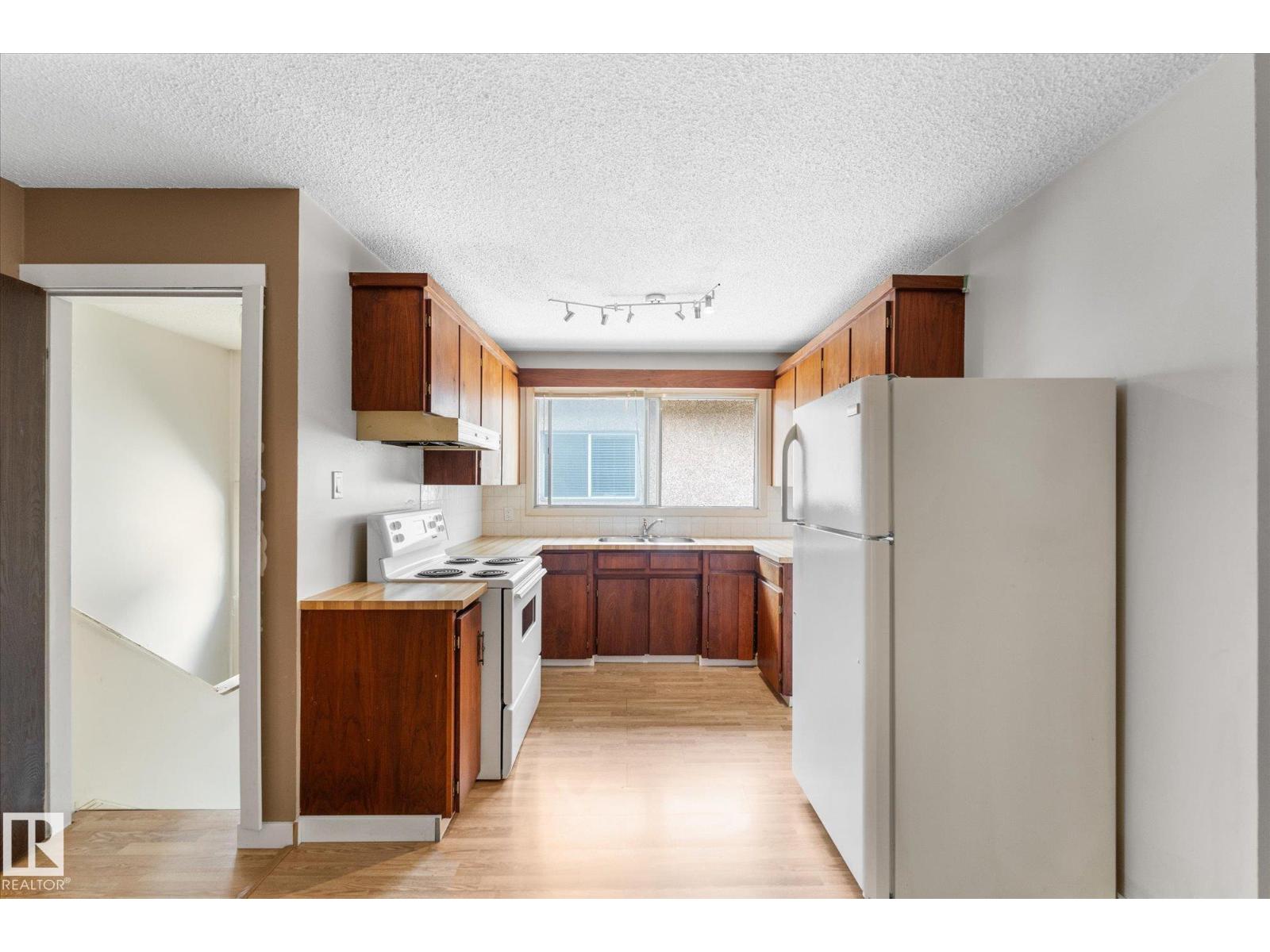 [private address] - Image 9