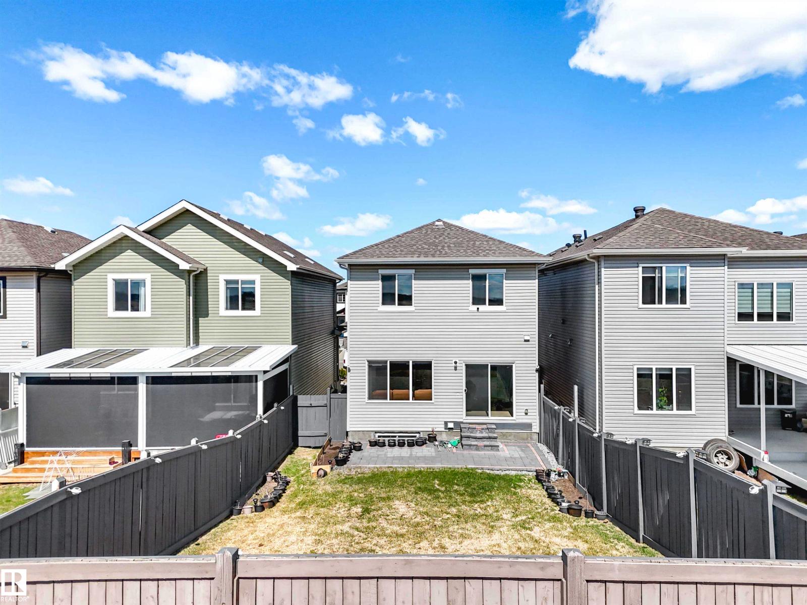 2435 12 AV NW - 10