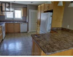303 Millard(main Level) Avenue, Newmarket, ON L3Y1Z3 Photo 9