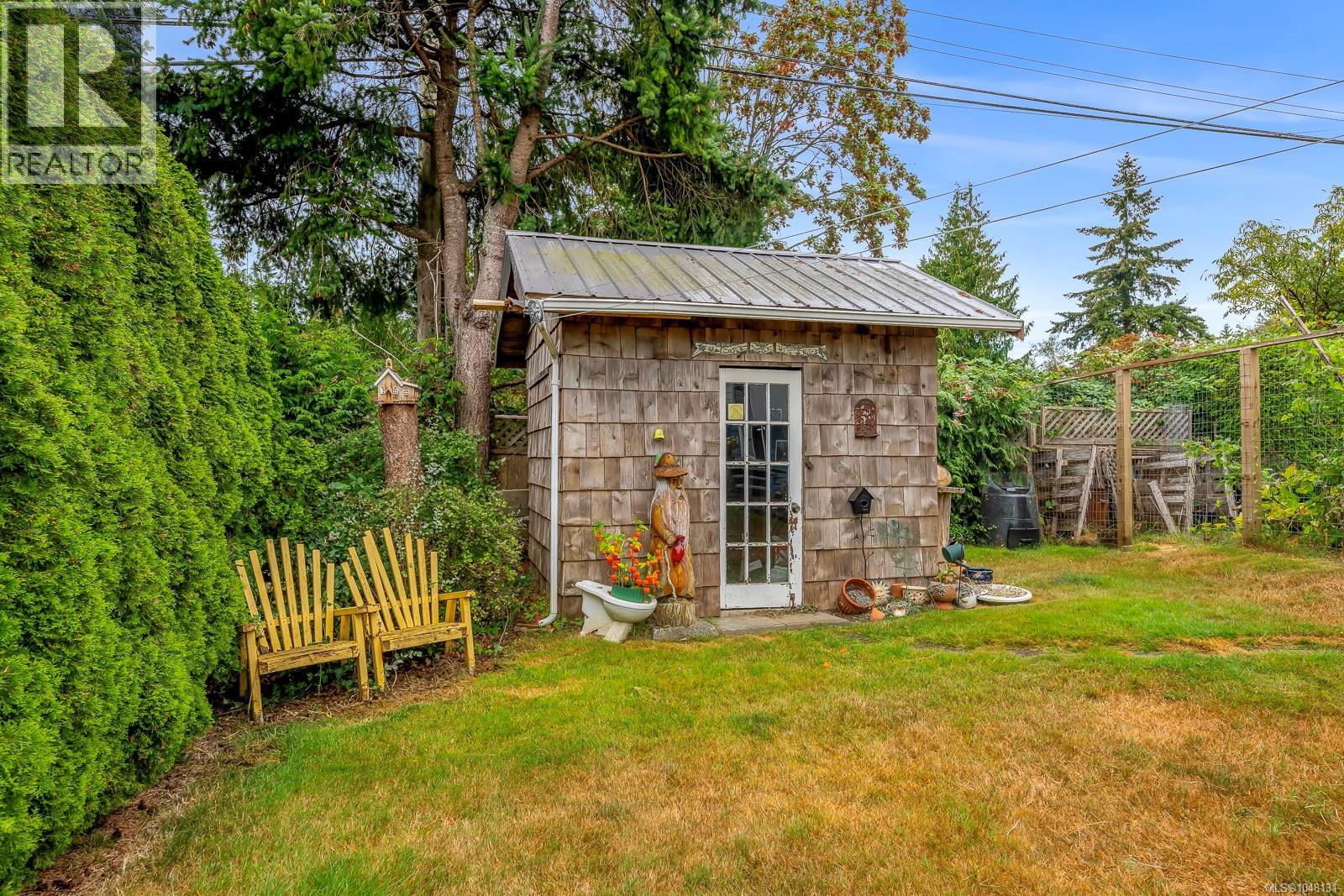 3980 Dillman Rd - 12