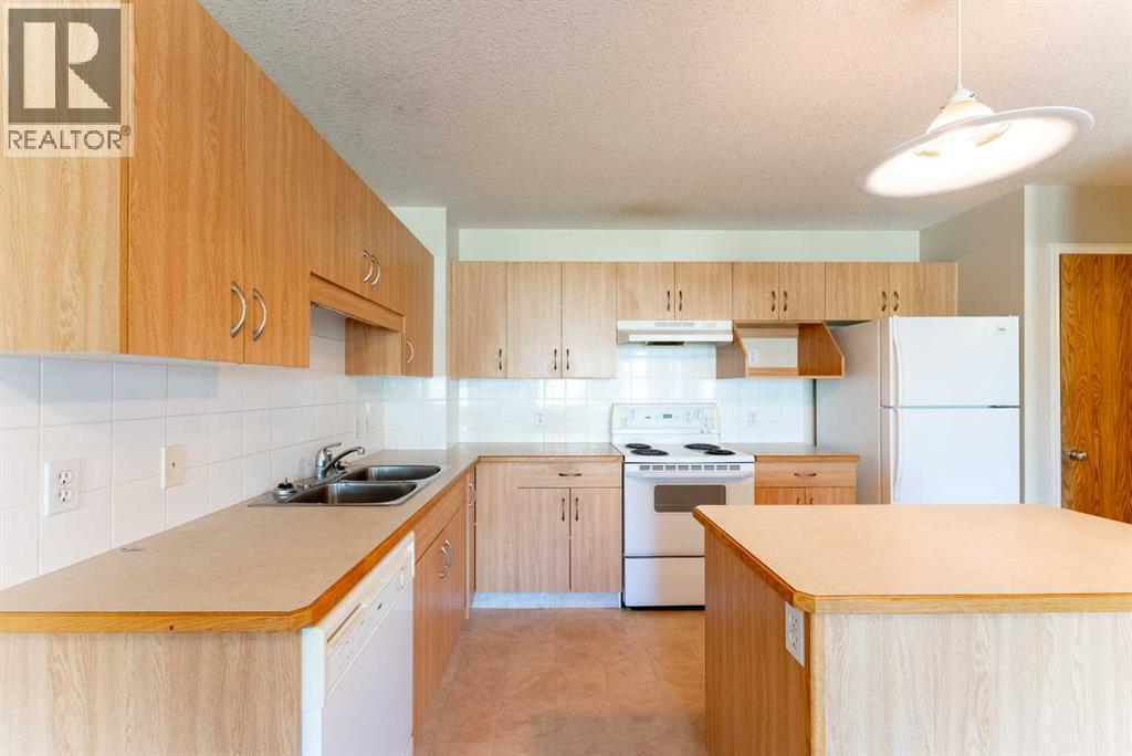#6 5 Tartan Boulevard W - Image 9