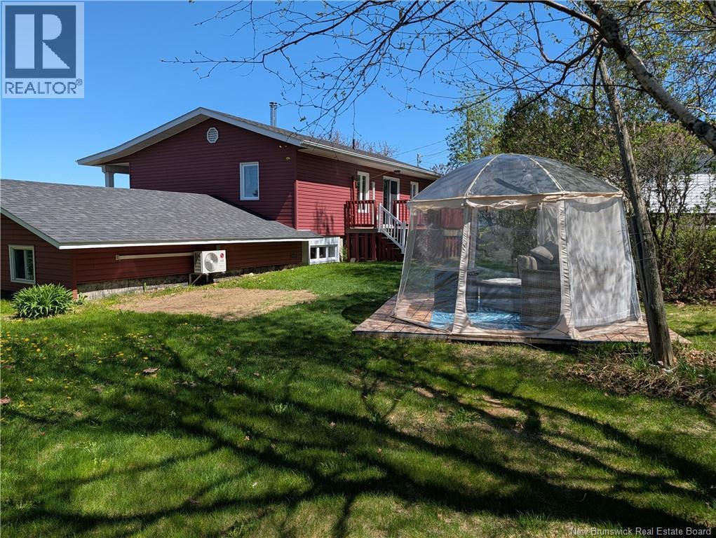 855 Walker Street - 7