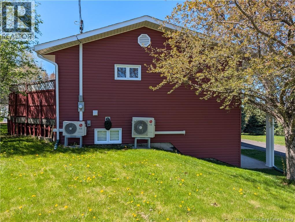 855 Walker Street - 6