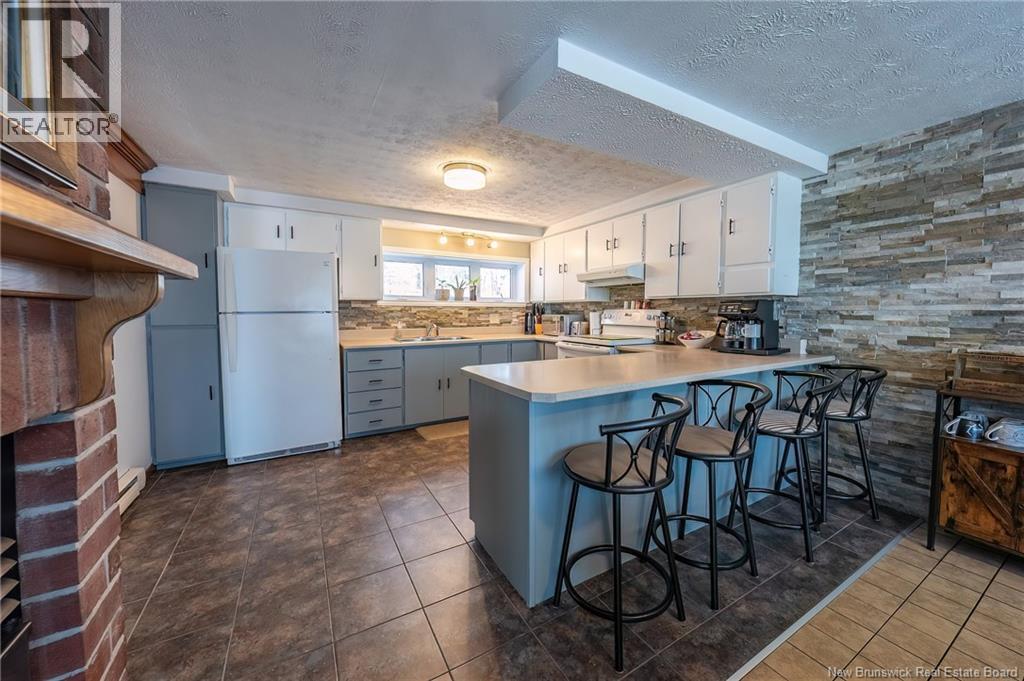 855 Walker Street - 26