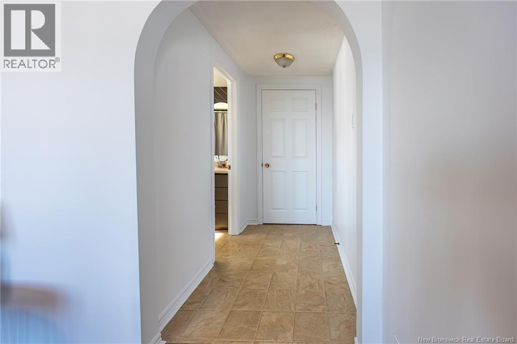 855 Walker Street - Image 31