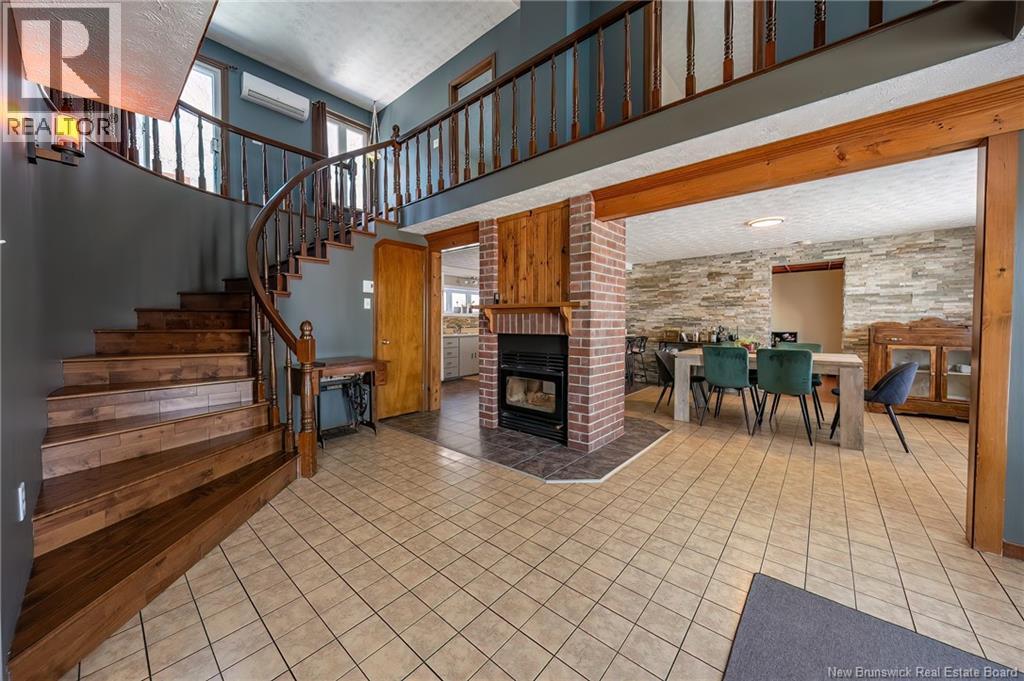 855 Walker Street - 12