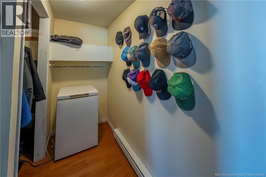 855 Walker Street - Image 37