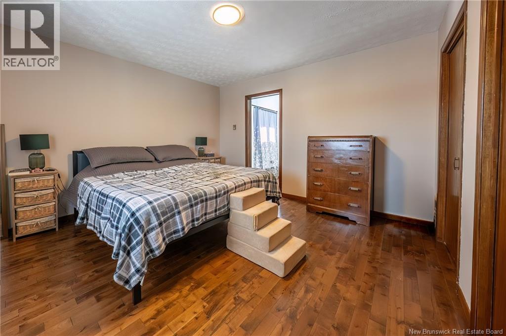 855 Walker Street - 39