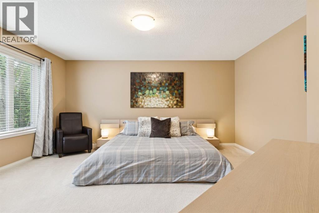 51 Sienna Park Crescent SW - Image 16
