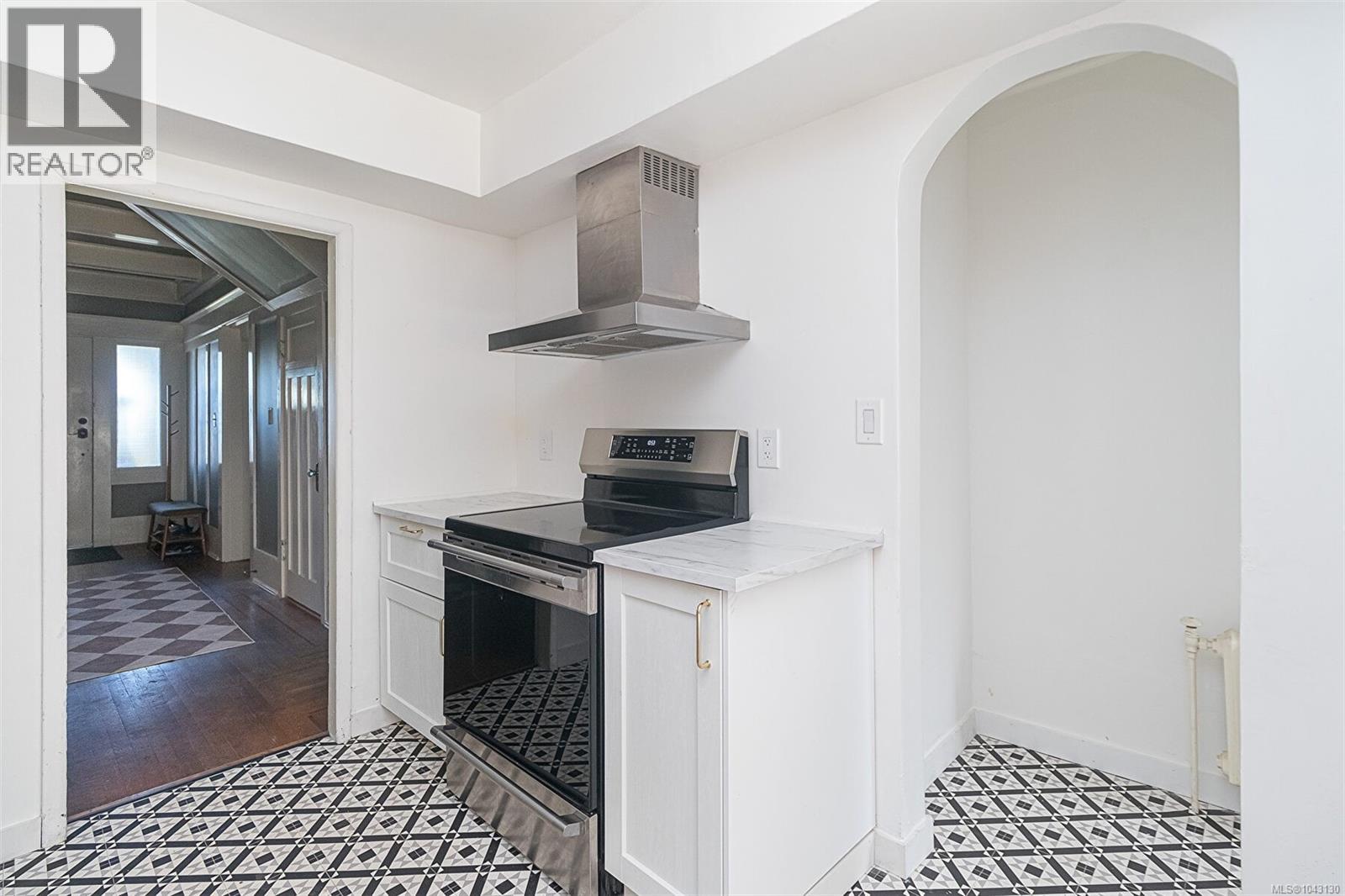 337 Moss St - Image 17