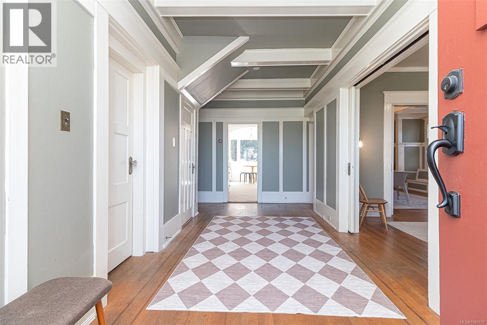 337 Moss St - 5