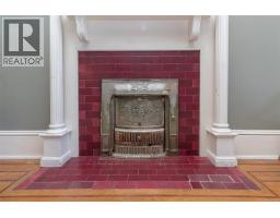 Living room - 337 Moss St, Victoria, BC V8V4M9 Photo 10