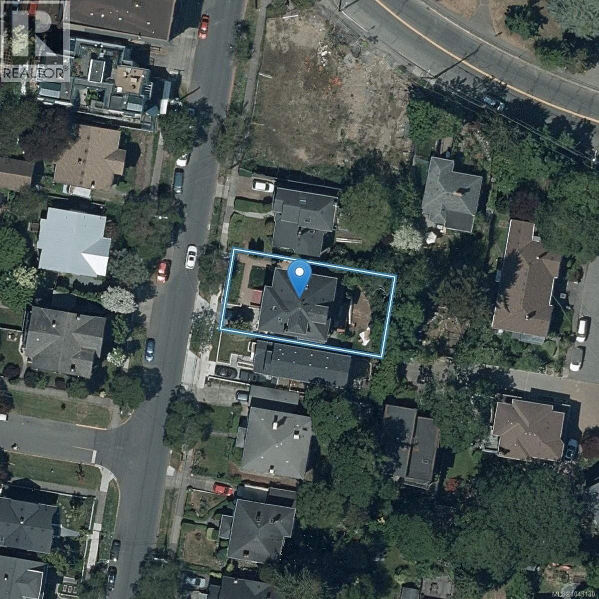 337 Moss St - 67