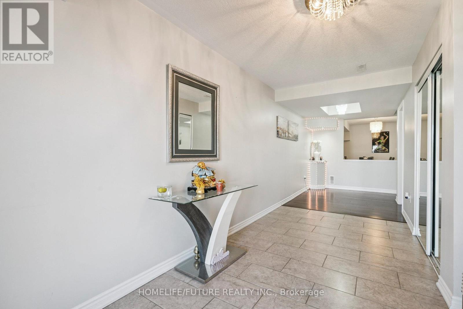 2048 MCNEIL STREET - 3