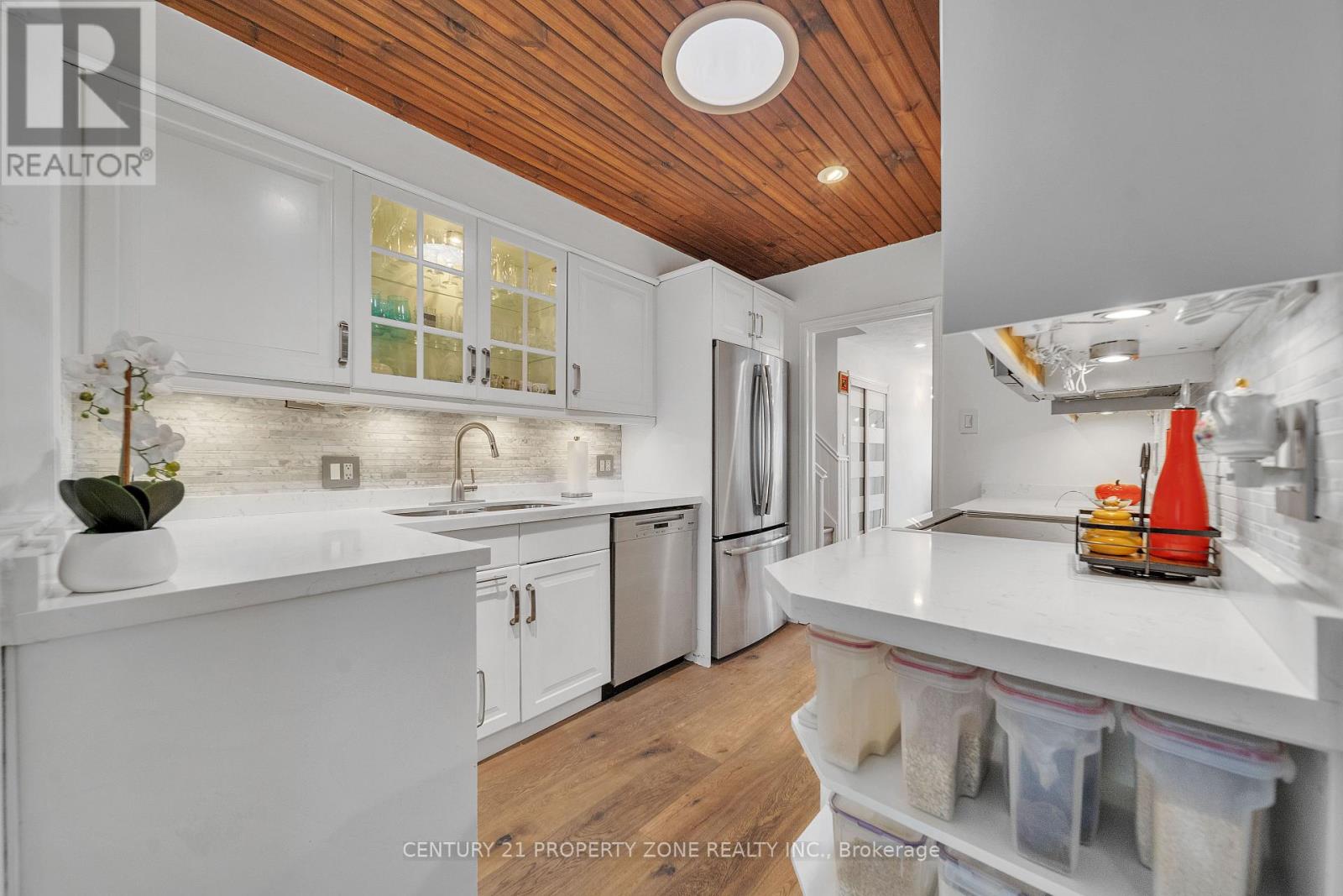122 VISTA BOULEVARD - Image 13