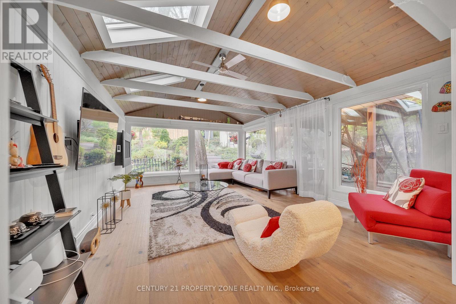 122 VISTA BOULEVARD - 15