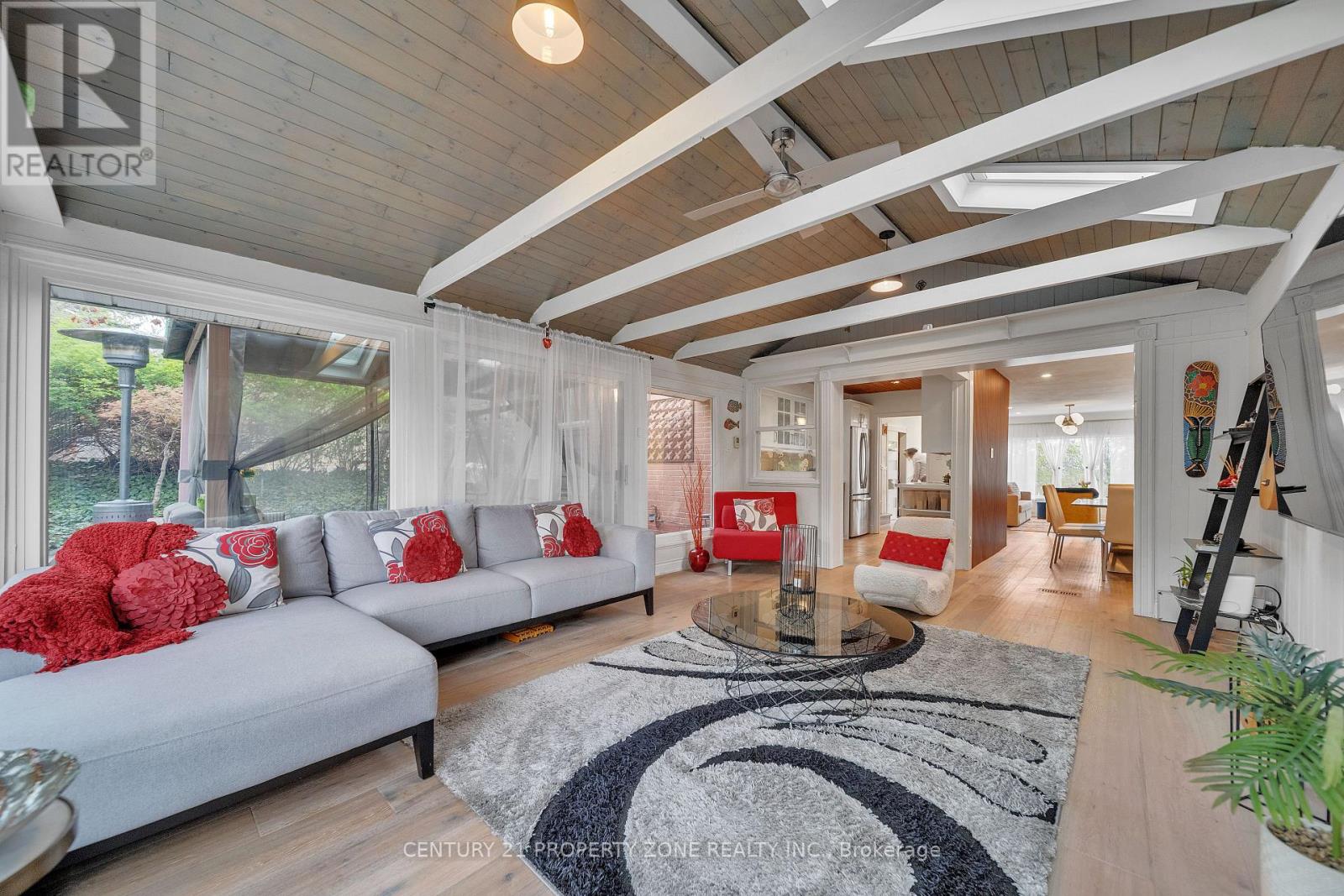 122 VISTA BOULEVARD - 16