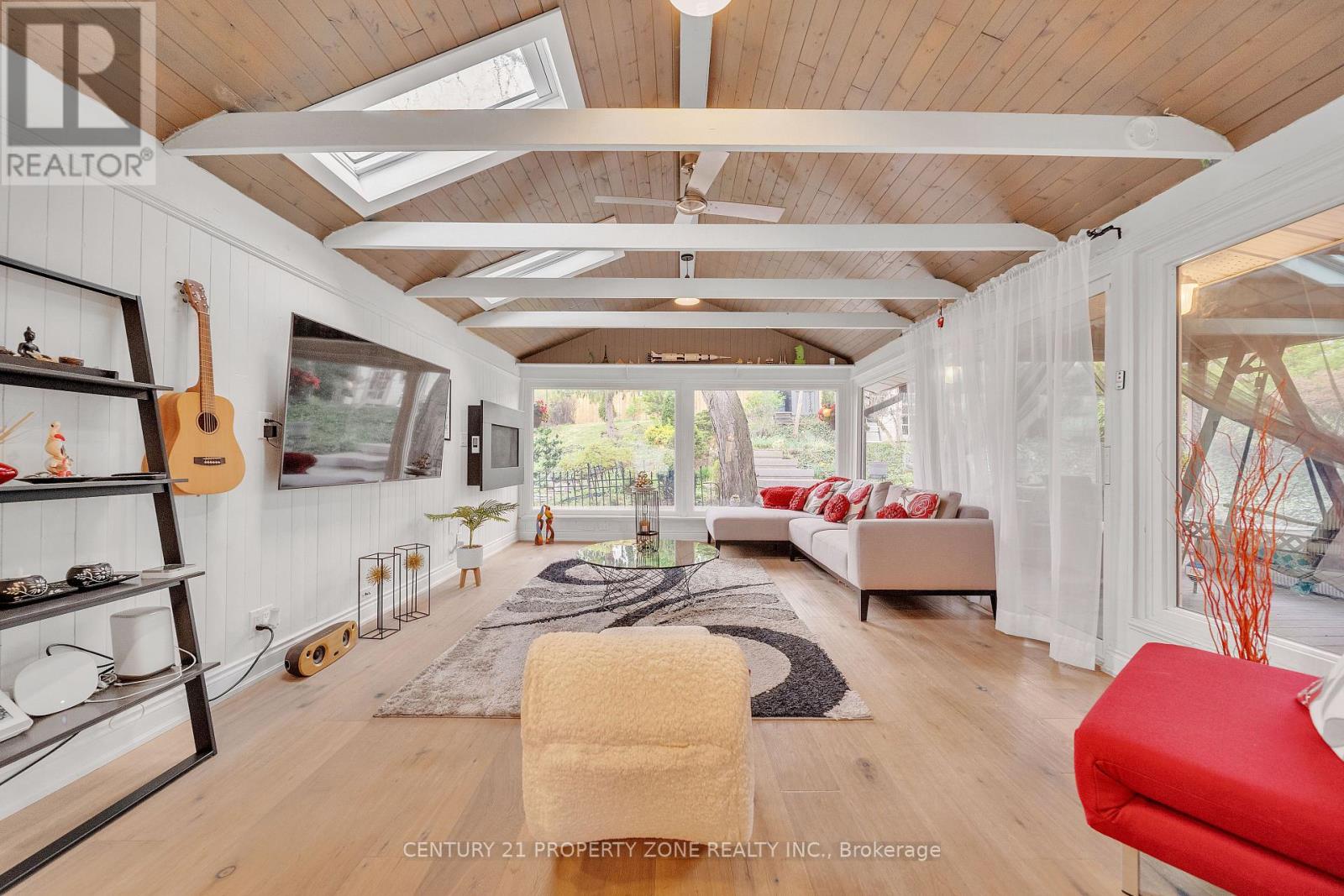 122 VISTA BOULEVARD - 17