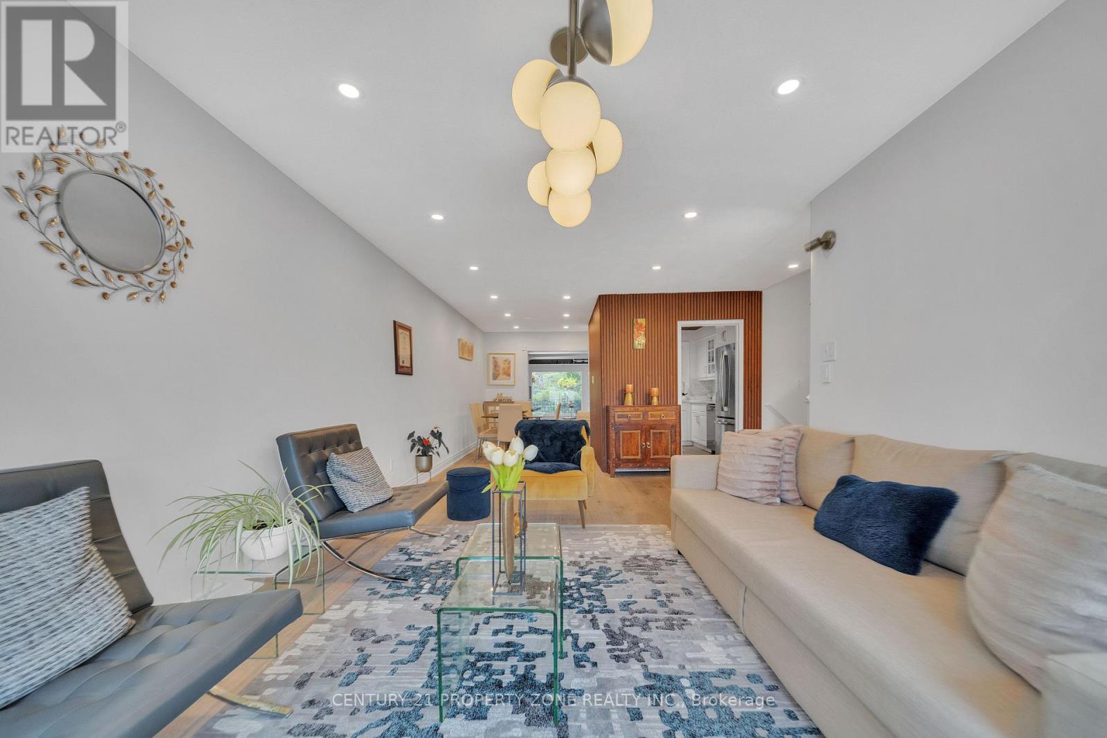 122 VISTA BOULEVARD - 6