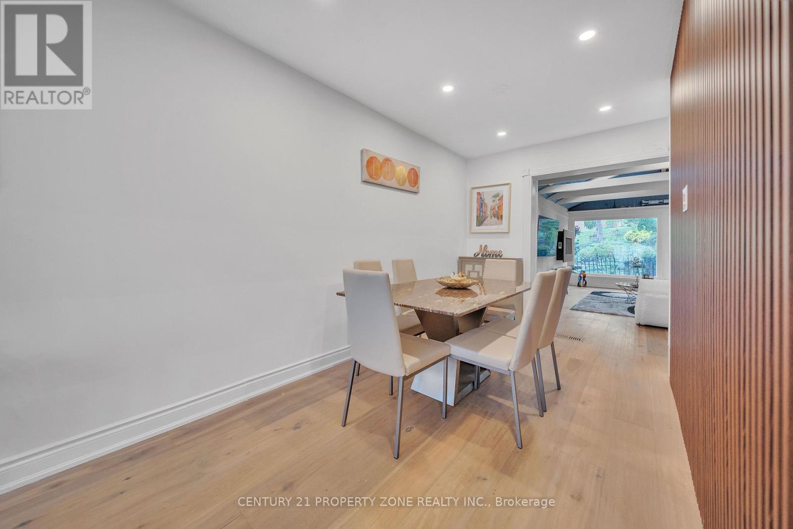 122 VISTA BOULEVARD - Image 9