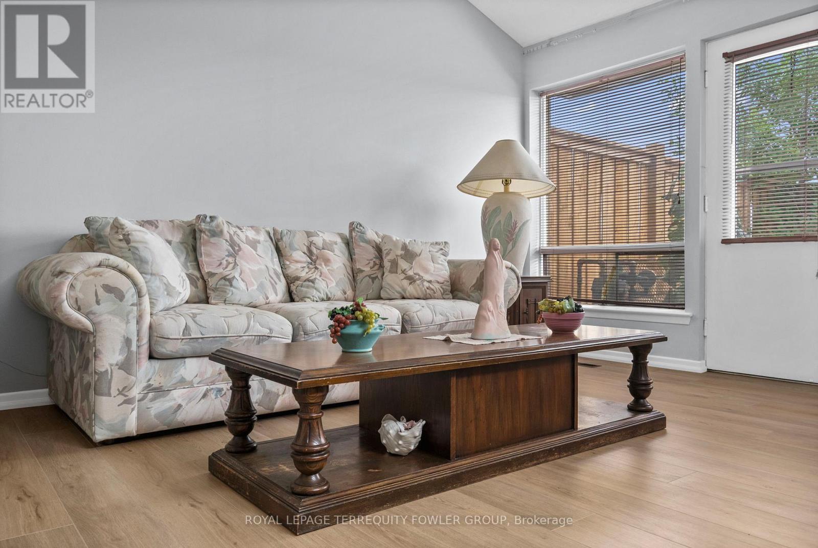 #224 260 JOHN GARLAND BOULEVARD - 14