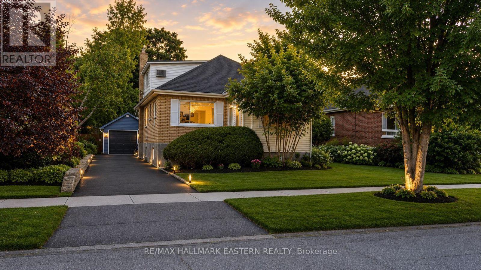 599 DONEGAL STREET - 1