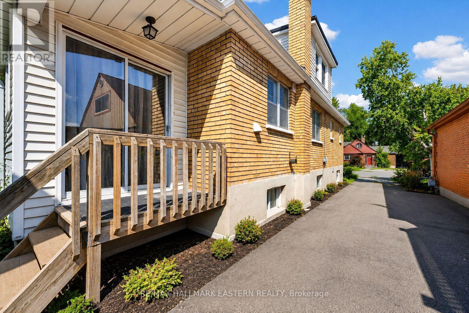 599 DONEGAL STREET - Image 41