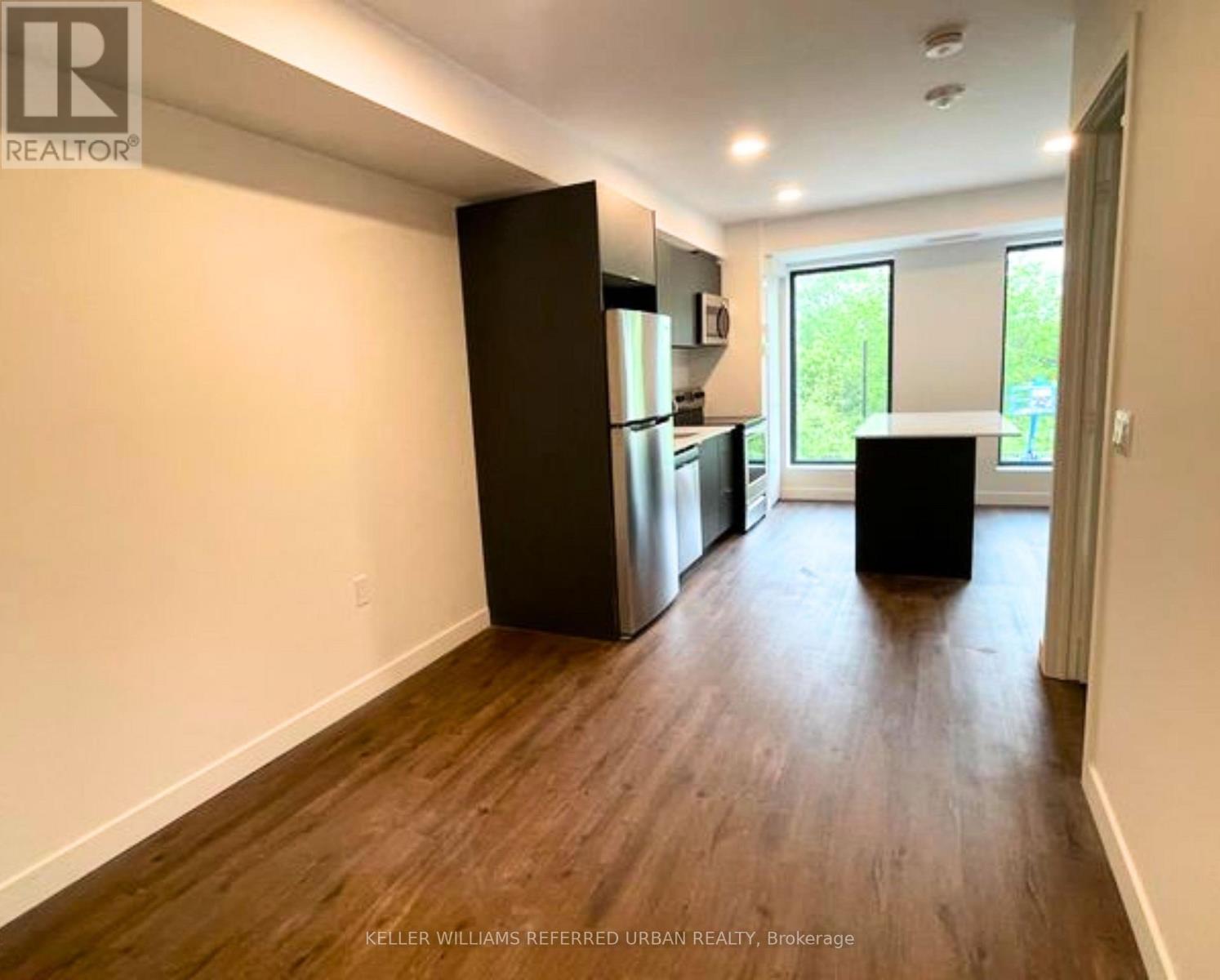 #216 325 University Avenue West, Cobourg, Ontario, K9A2H9, Cobourg, Ontario — photo 4 of 5