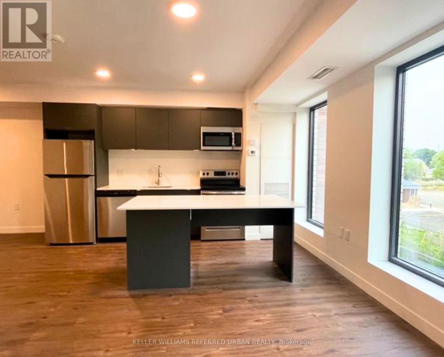 #216 325 University Avenue West, Cobourg, Ontario, K9A2H9, Cobourg, Ontario — photo 5 of 5