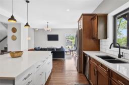 4pc Bathroom - 4553 Roblin Boulevard, Winnipeg, MB R3R0G2 Photo 15