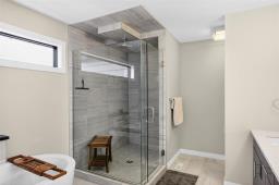 4553 Roblin Boulevard, Winnipeg, MB R3R0G2 Photo 24