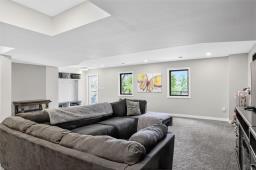 4553 Roblin Boulevard, Winnipeg, MB R3R0G2 Photo 32