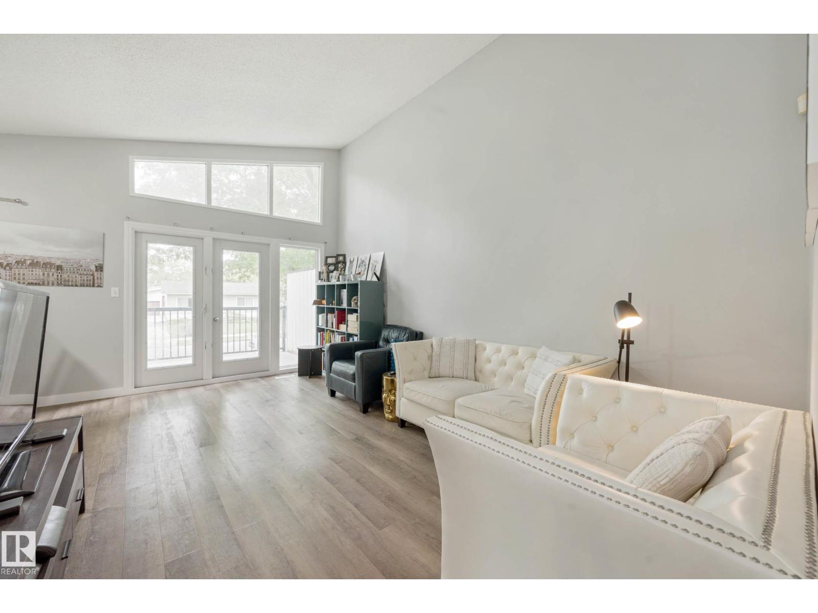 11828 & 11830 45 ST NW - 4