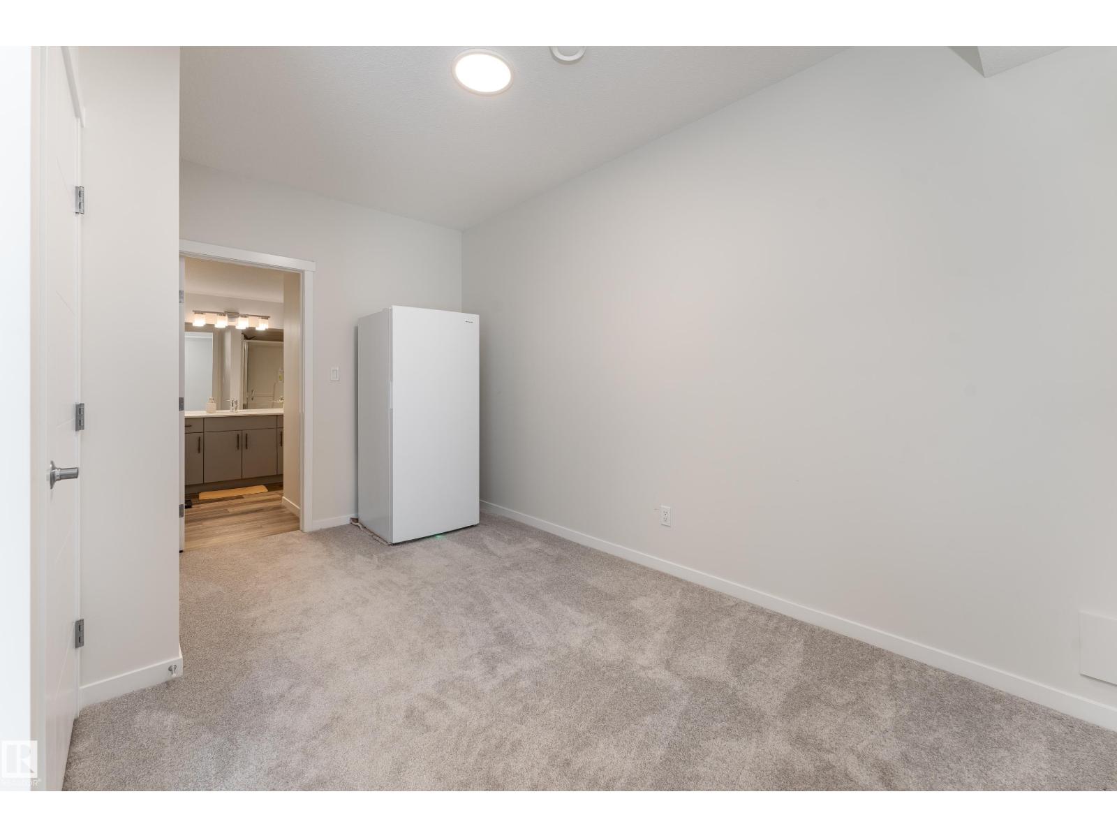 4659 175 AV NW - 61
