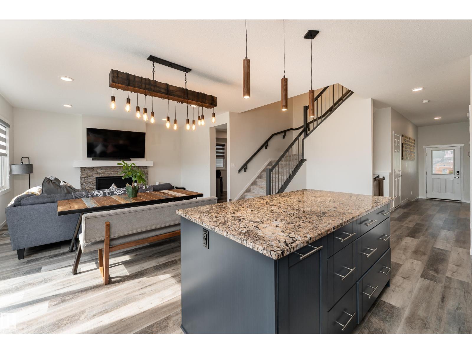 4659 175 AV NW - 25