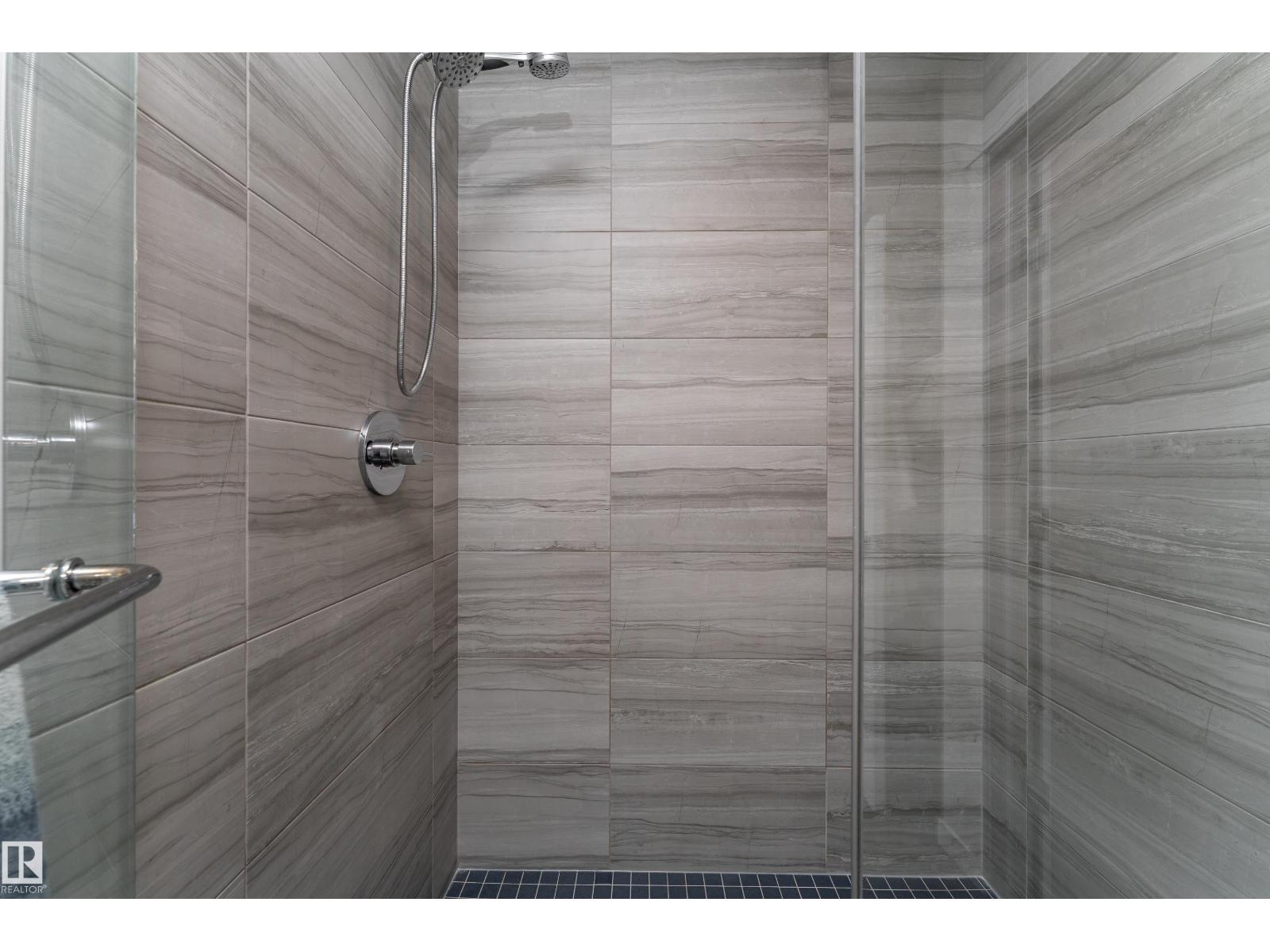 4659 175 AV NW - 51