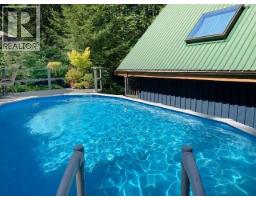 9340 Malaspina Rd, Powell River, BC V8A0G2 Photo 73