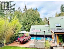 9340 Malaspina Rd, Powell River, BC V8A0G2 Photo 54