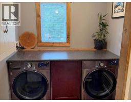 9340 Malaspina Rd, Powell River, BC V8A0G2 Photo 23
