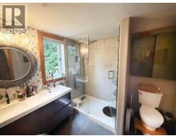 9340 Malaspina Rd, Powell River, BC V8A0G2 Photo 95