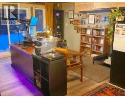 9340 Malaspina Rd, Powell River, BC V8A0G2 Photo 71