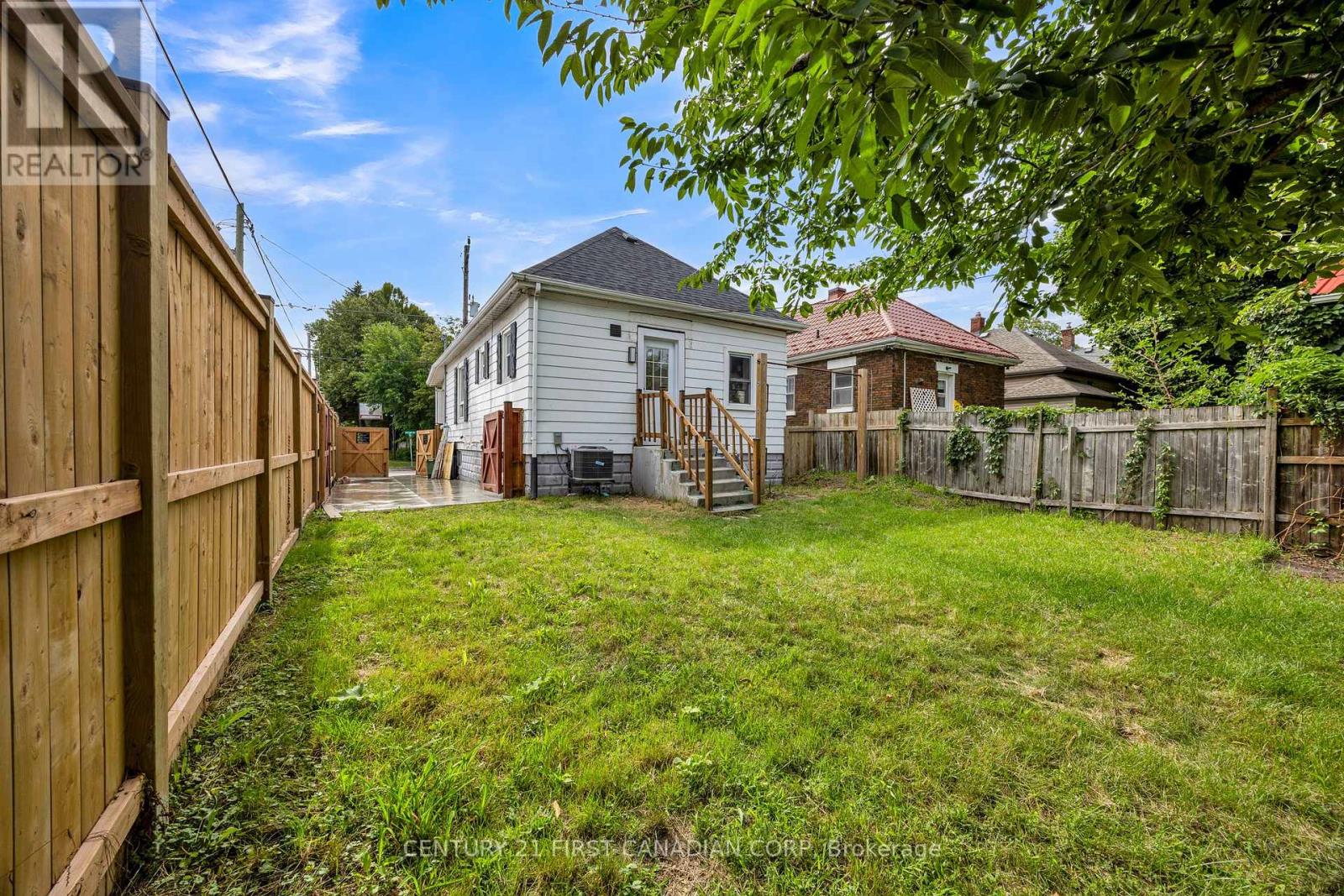 328 OAKLAND AVENUE - 39