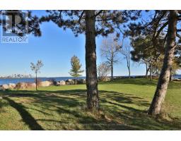 802 - 2267 Lake Shore Boulevard, Toronto, ON M8V3X2 Photo 17