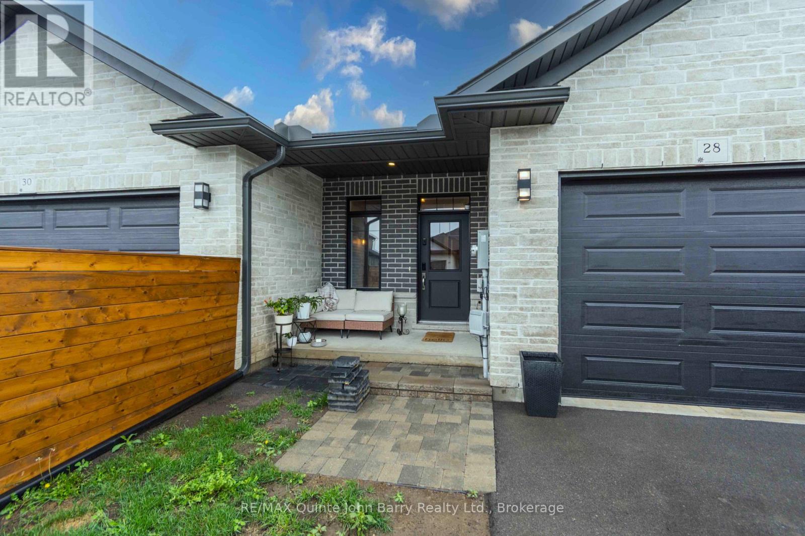 28 RAYCROFT DRIVE - 2