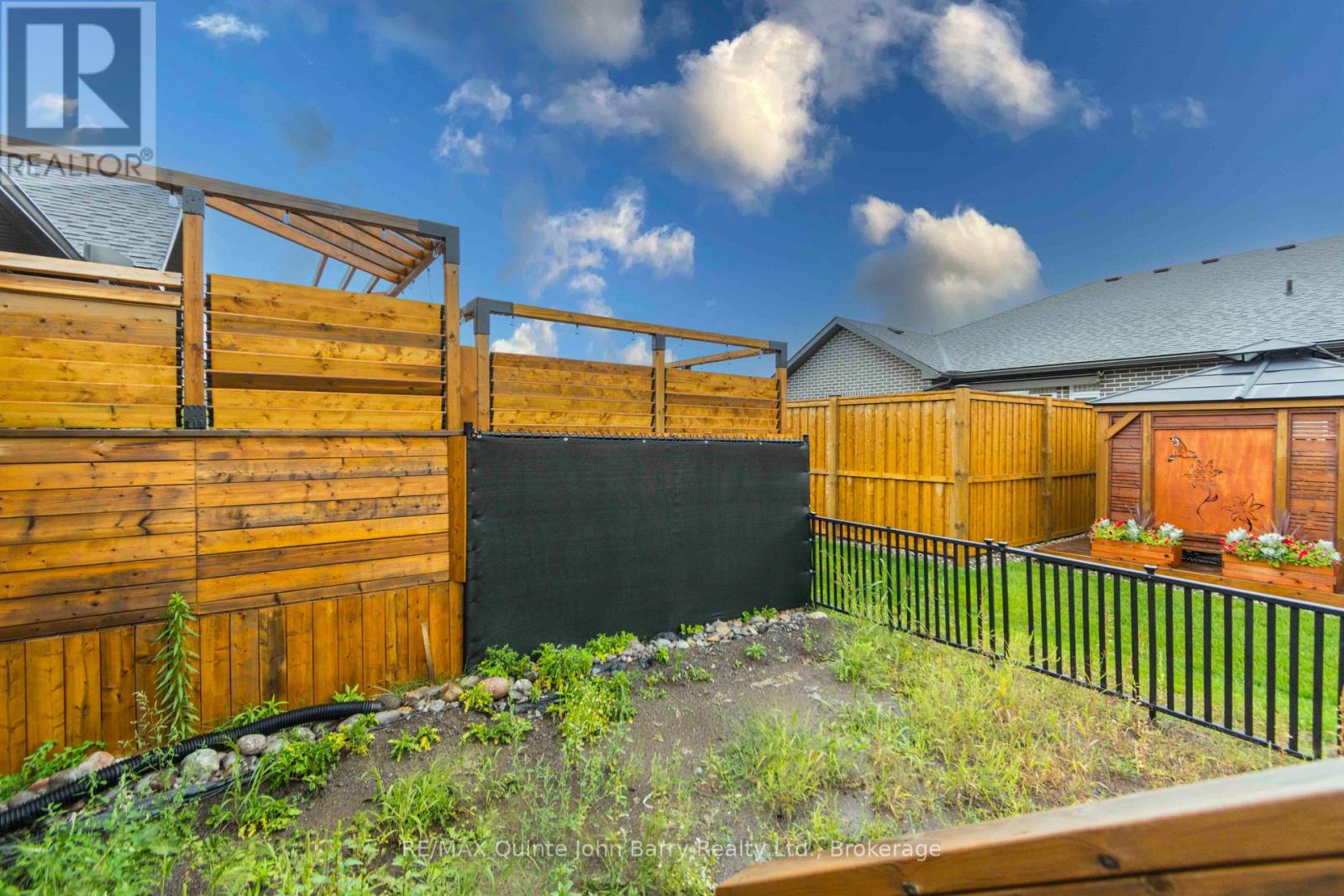 28 RAYCROFT DRIVE - 29