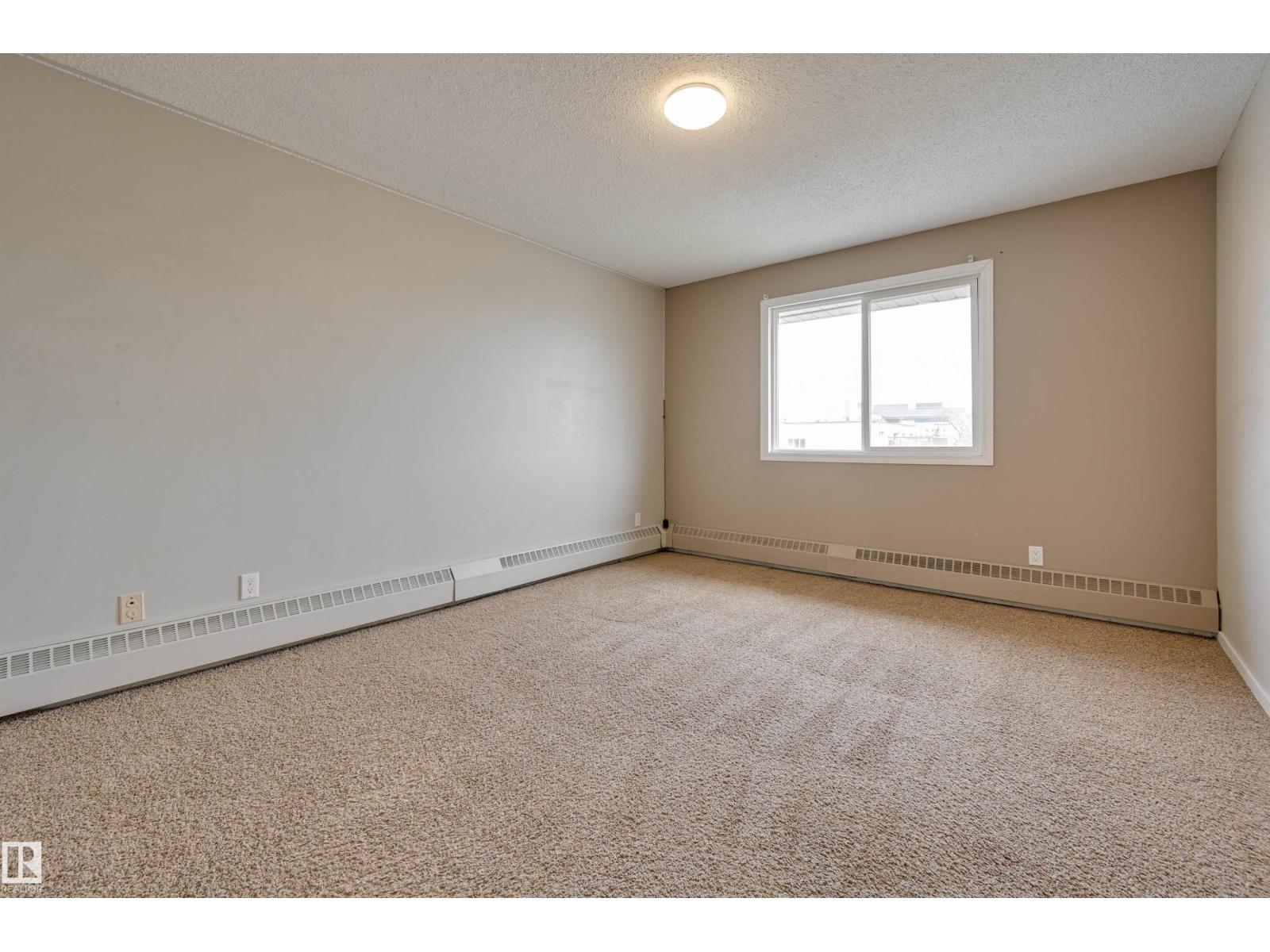 #402 11019 107 ST NW - 11