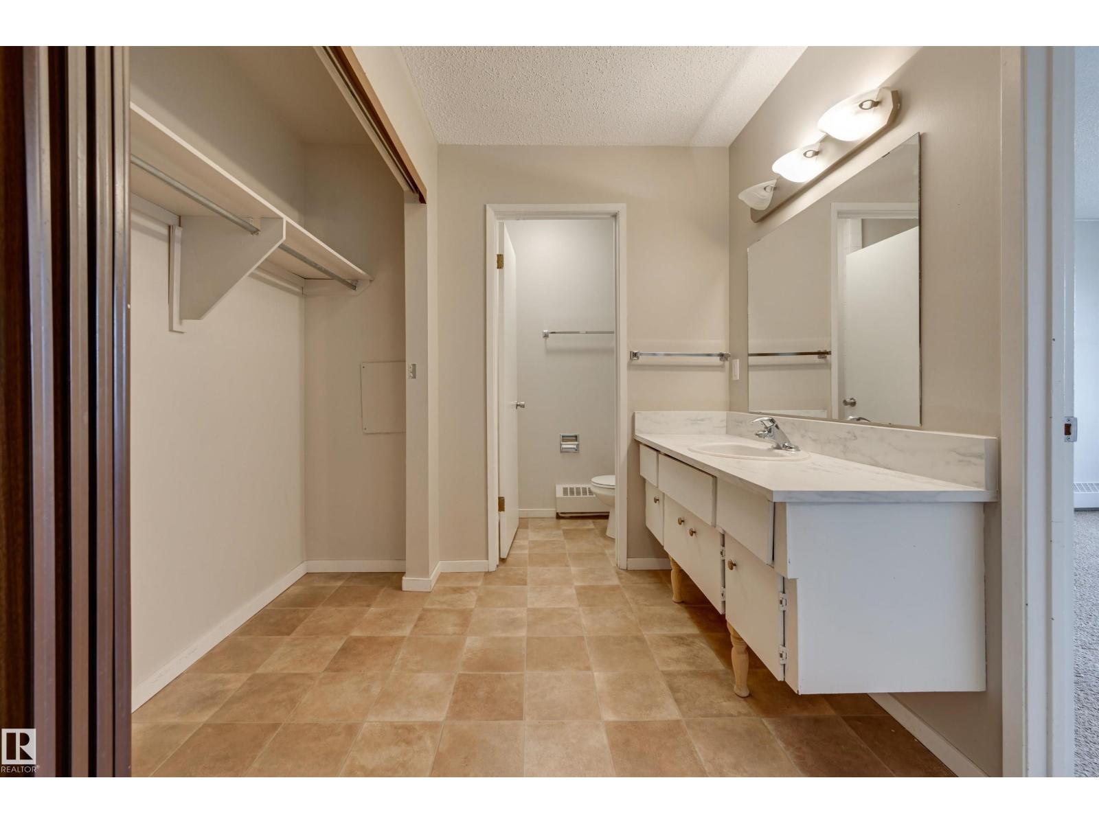 #402 11019 107 ST NW - 12