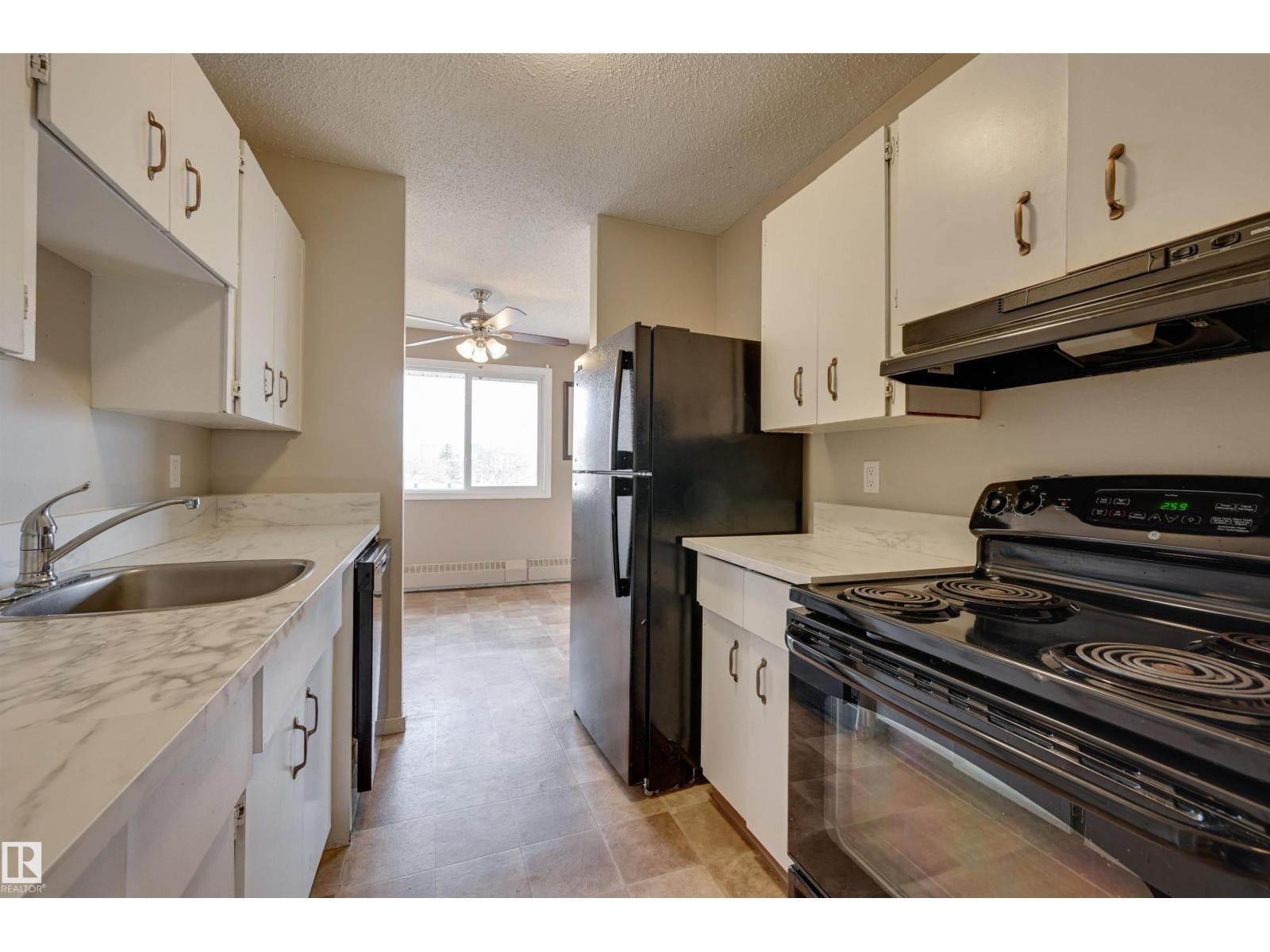 #402 11019 107 ST NW - 17