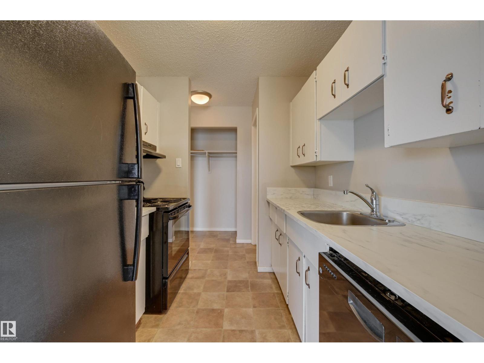#402 11019 107 ST NW - 19