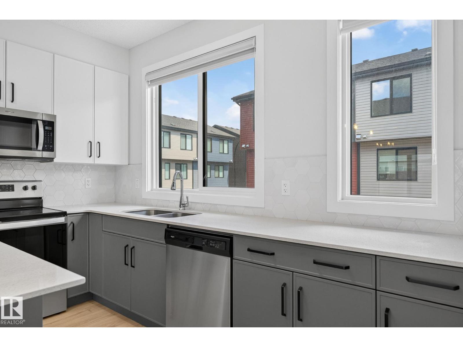 #33 11910 35 AV SW - Image 12